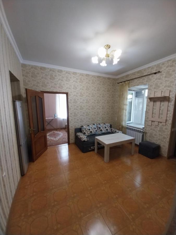 Like Home Guesthouse & Tours Erivan Exterior foto