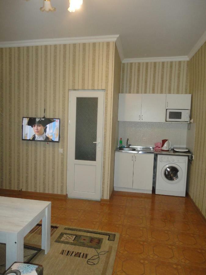 Like Home Guesthouse & Tours Erivan Exterior foto